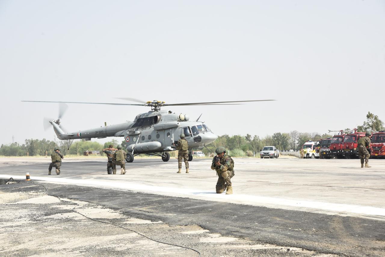 Emergency Landing Facility Activated at Sultanpur on Purvanchal Expressway